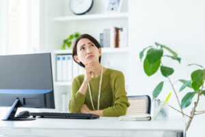 企業がタブレット導入を躊躇する理由は？課題と解決策を解説